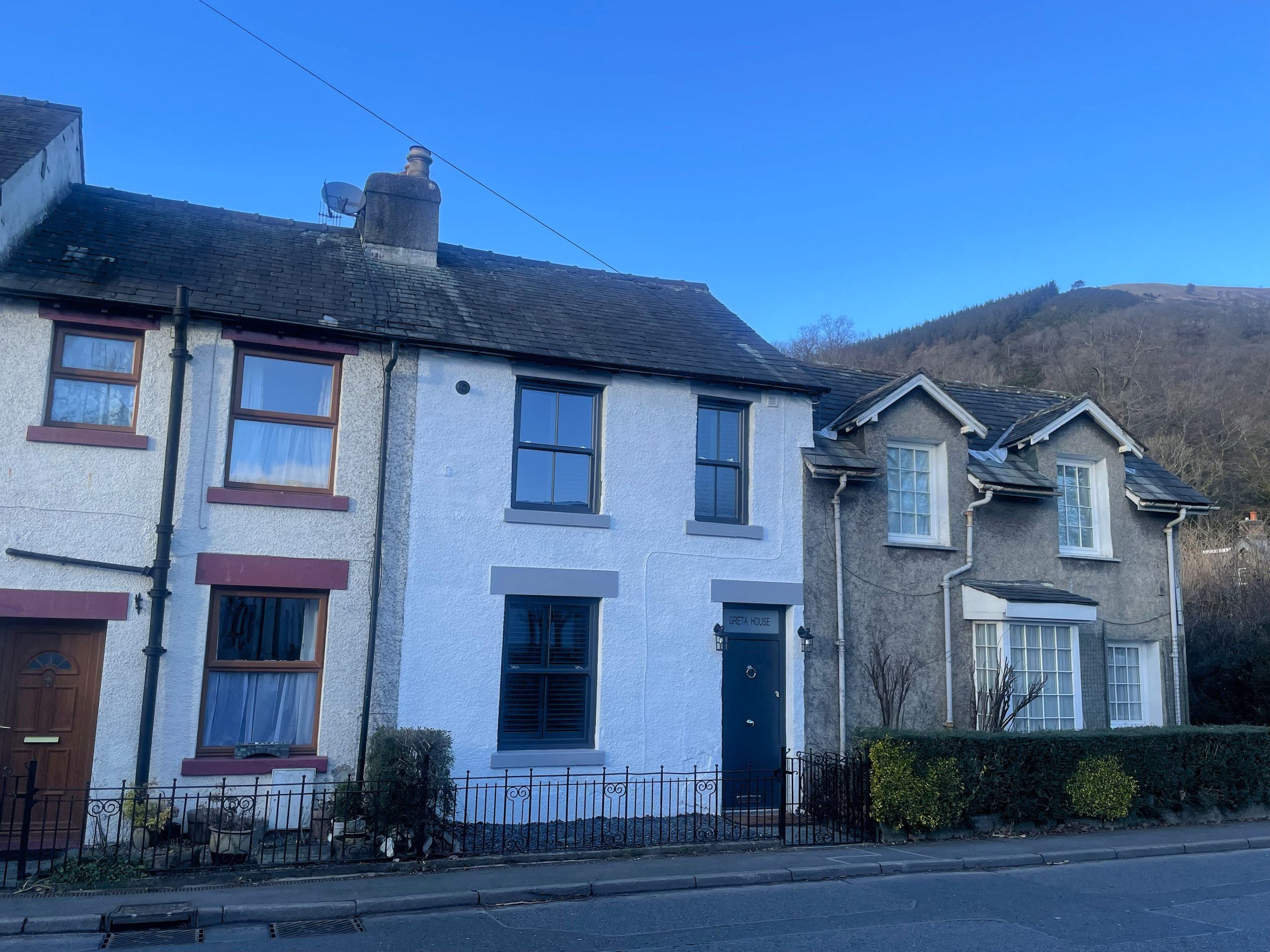 The property is accessed from Penrith Road, just opposite The Twa Dogs Inn, and is within walking distance of Keswick town centre.