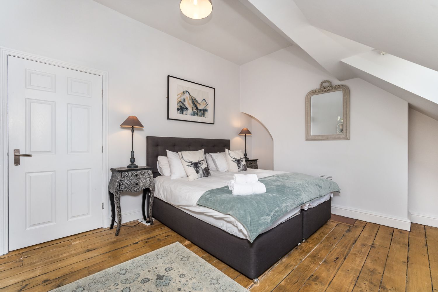 Towels and luxury bed linen are provided