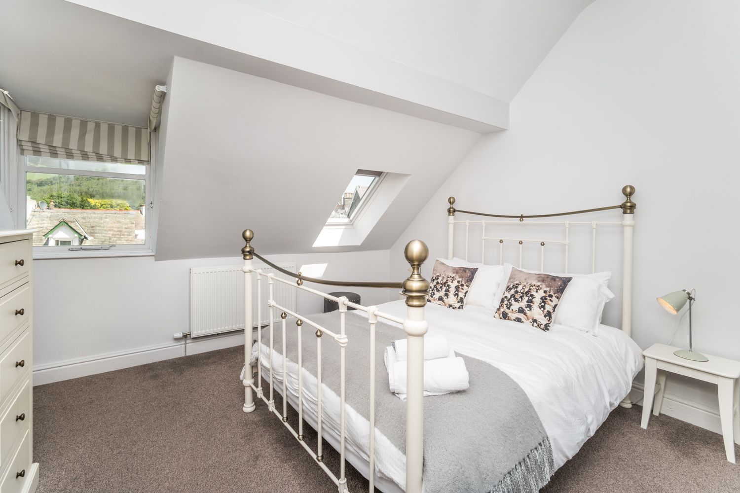 The fifth bedroom on the 2nd floor has a king sized bed and ensuite shower room