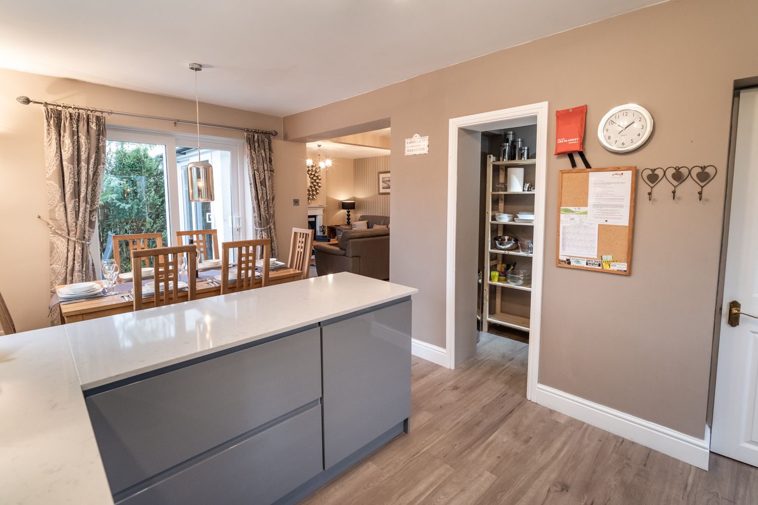 You can admire views of the private garden from the kitchen and dining area