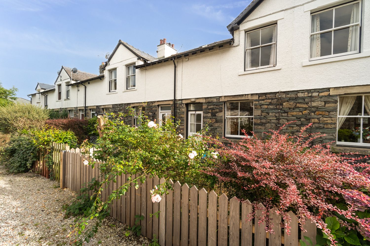 The cottage is located in a quiet area, close to the heart of Keswick