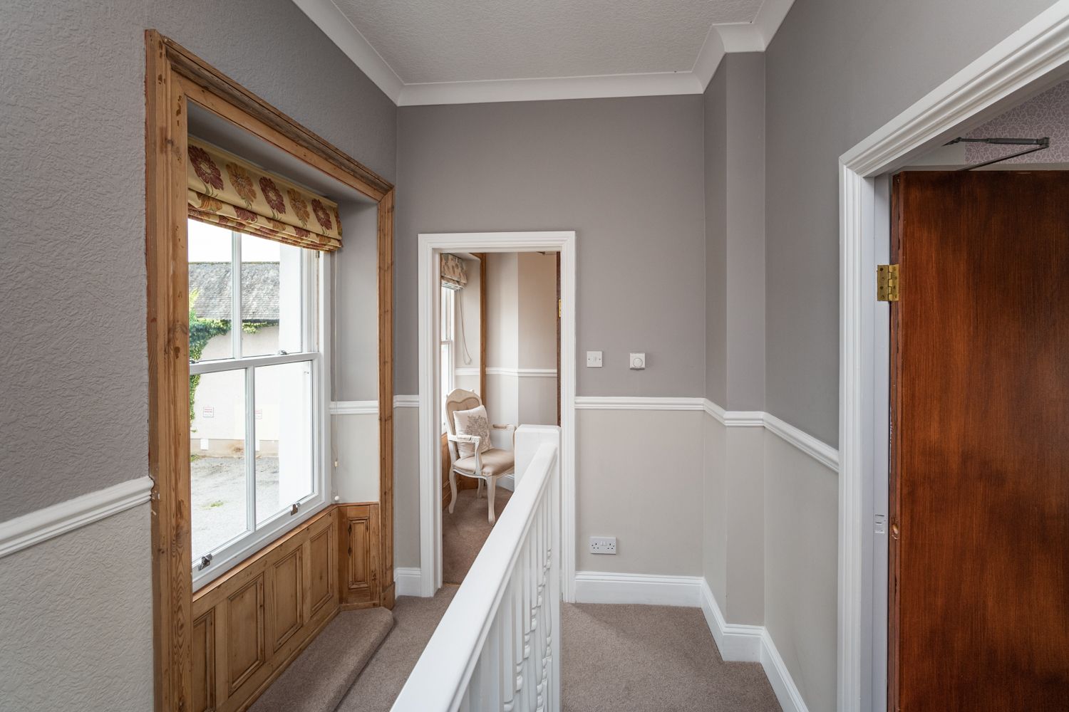 These gorgeous window casings can found throughout 1st floor of the property