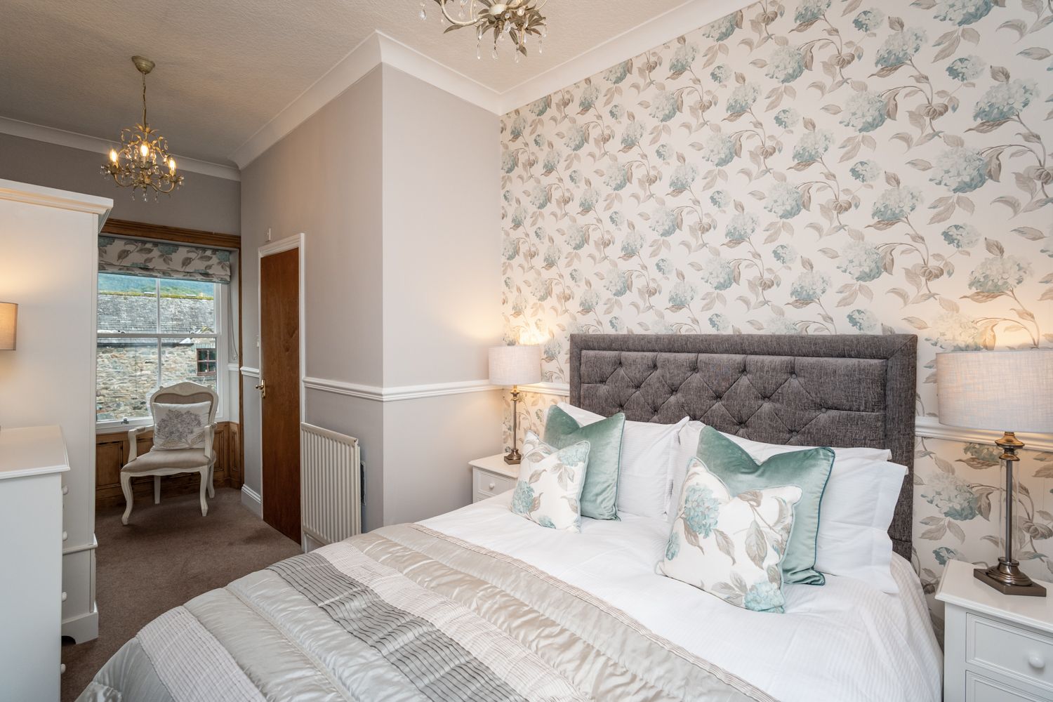 The master bedroom also benefits from an ensuite shower room