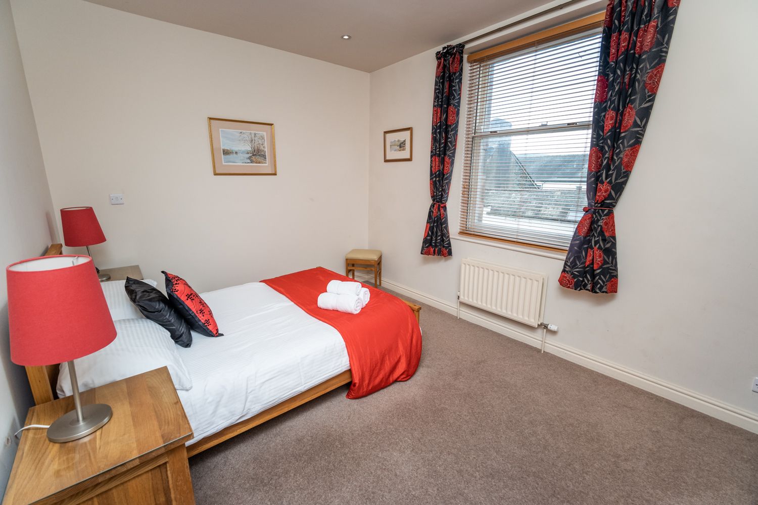 The second floor double bedroom at the front of the property