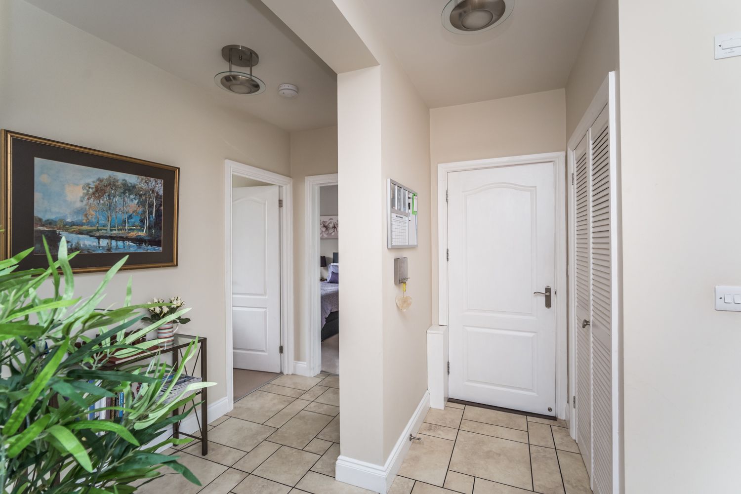 This property has 3 bedrooms and can accommodate up to 6 people