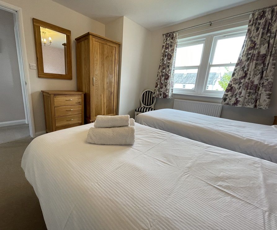 The twin beds can be reconfigured as a superking upon request, there is an extra fee of Ã‚Â£15 for this