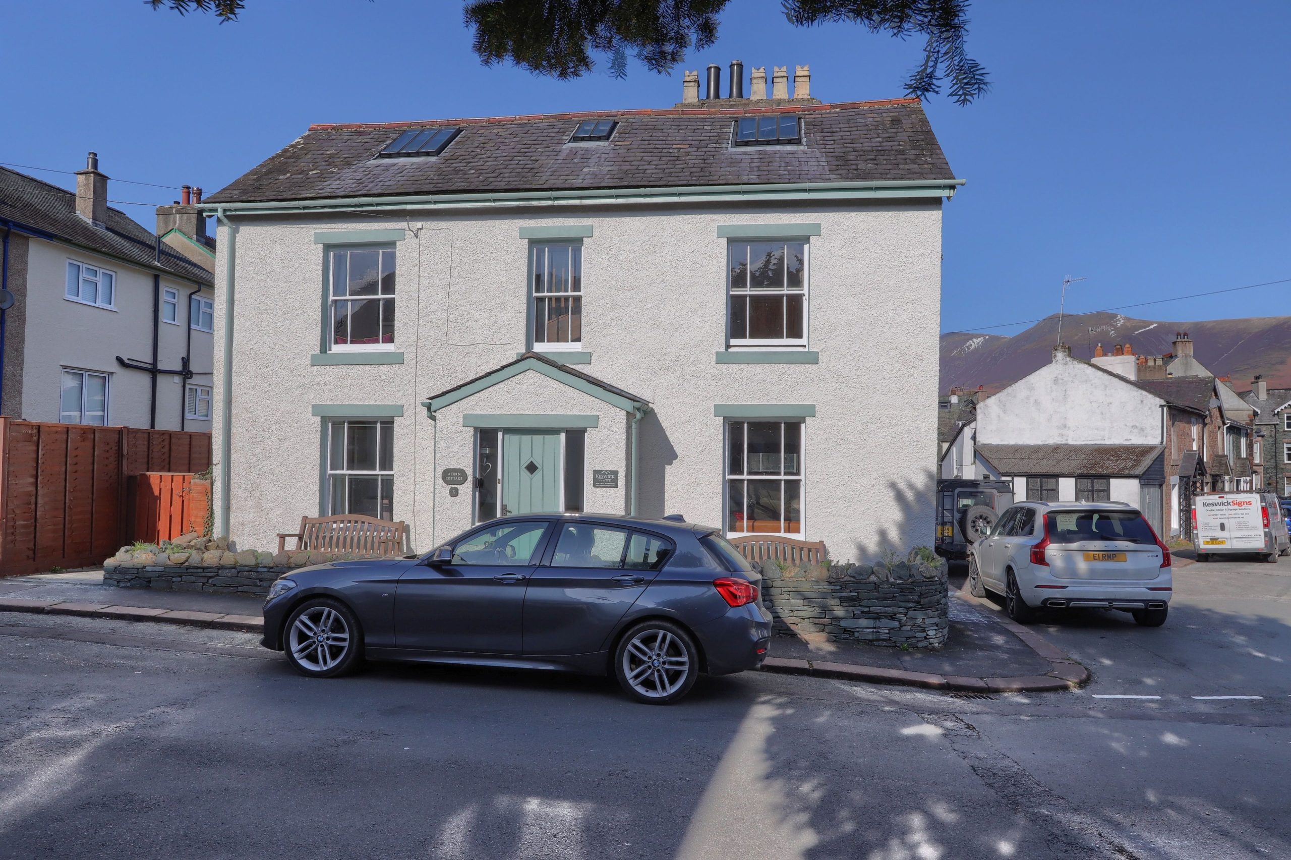 The beautiful double fronted cottage is located on a quiet street just 5 minutes from the centre of Keswick