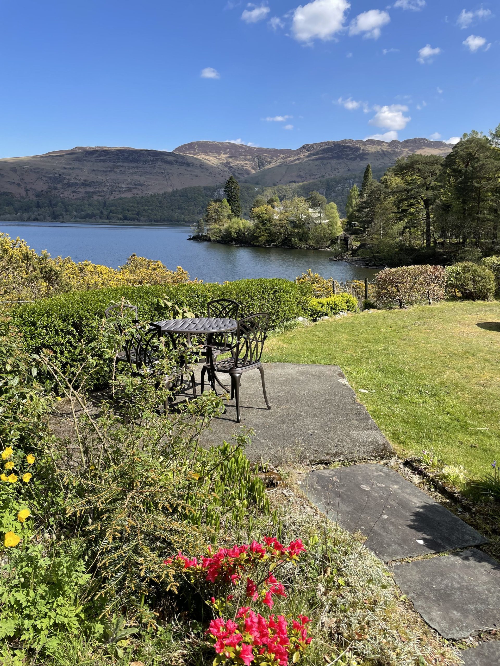 Breakfast with a view - enjoy your morning coffee outside on the warmer days