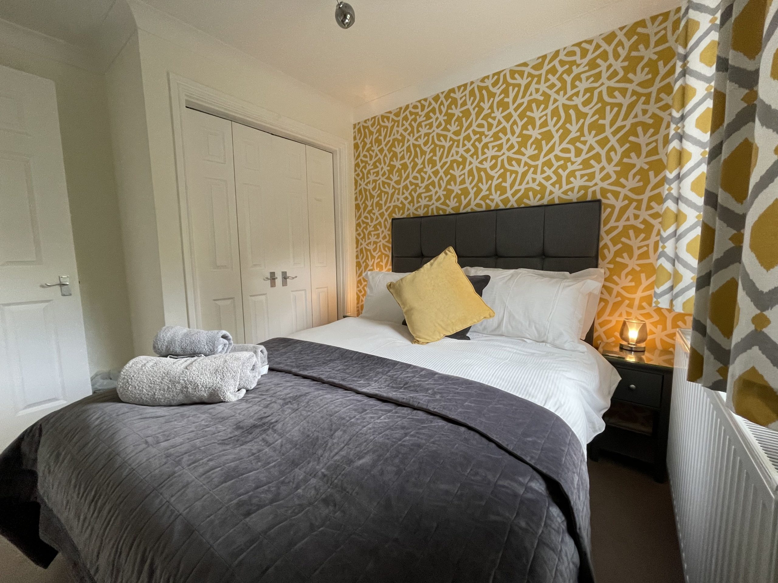 Towels and luxury bed linen are provided