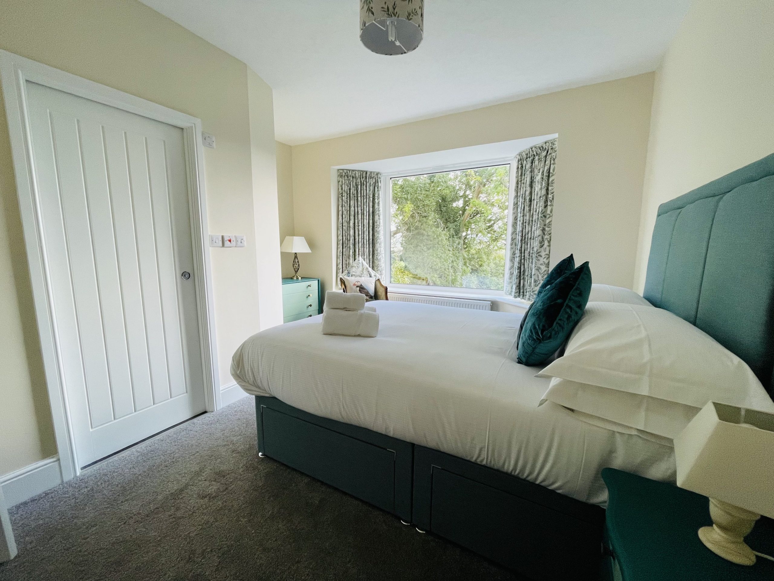 The master bedroom benefits from an ensuite shower room