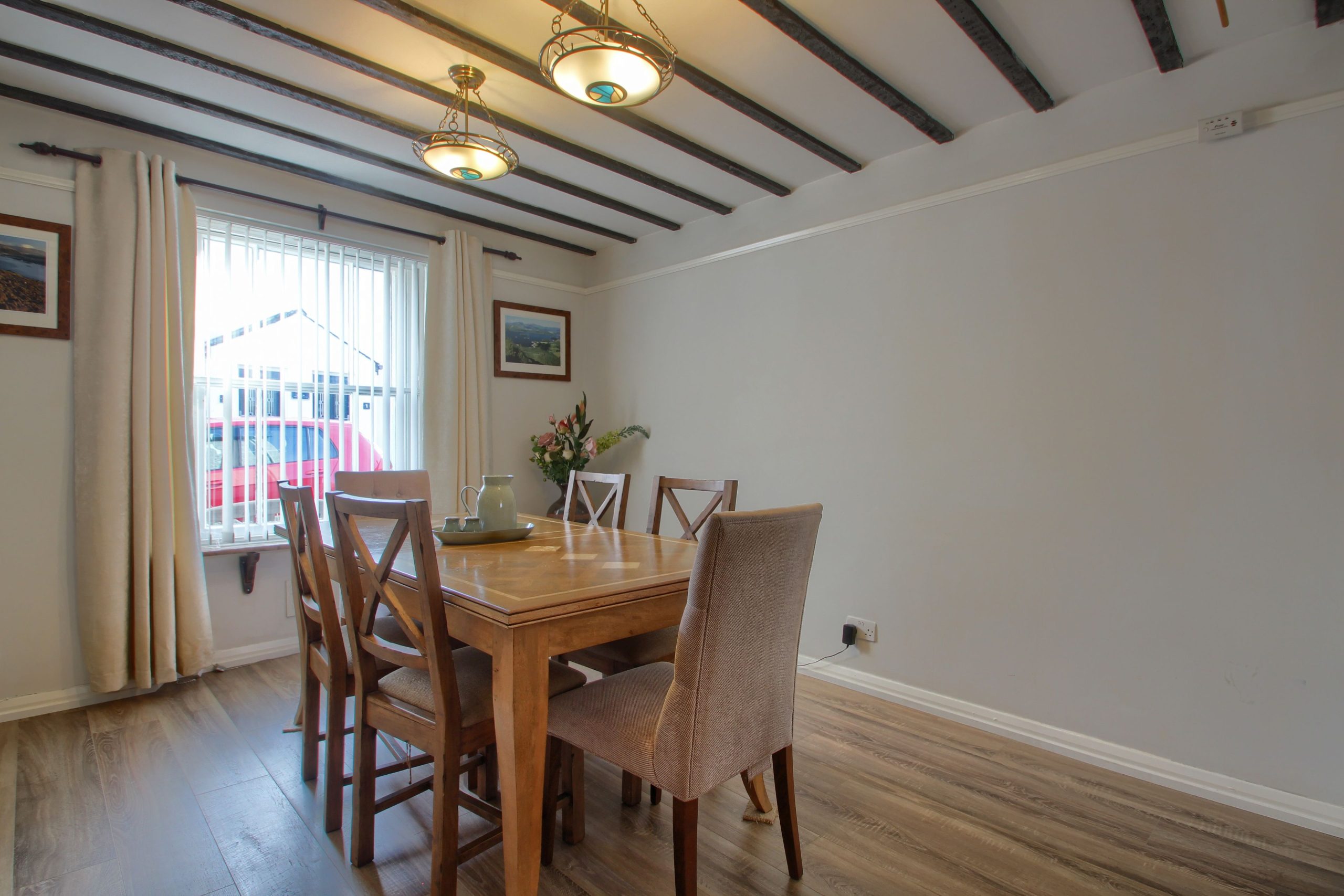 You will find a lovely spacious dining area with lots of space for everyone to enjoy dinner