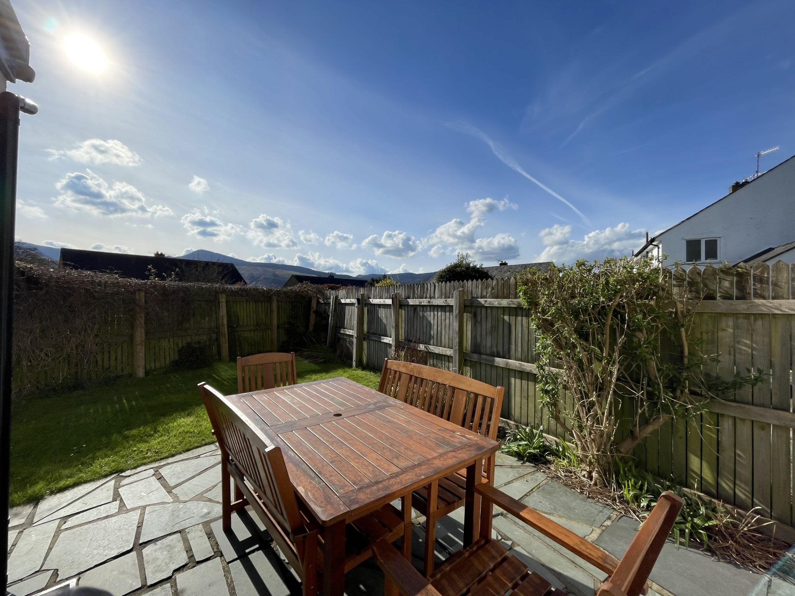 A beautiful outdoor dining area to enjoy in the Summer months