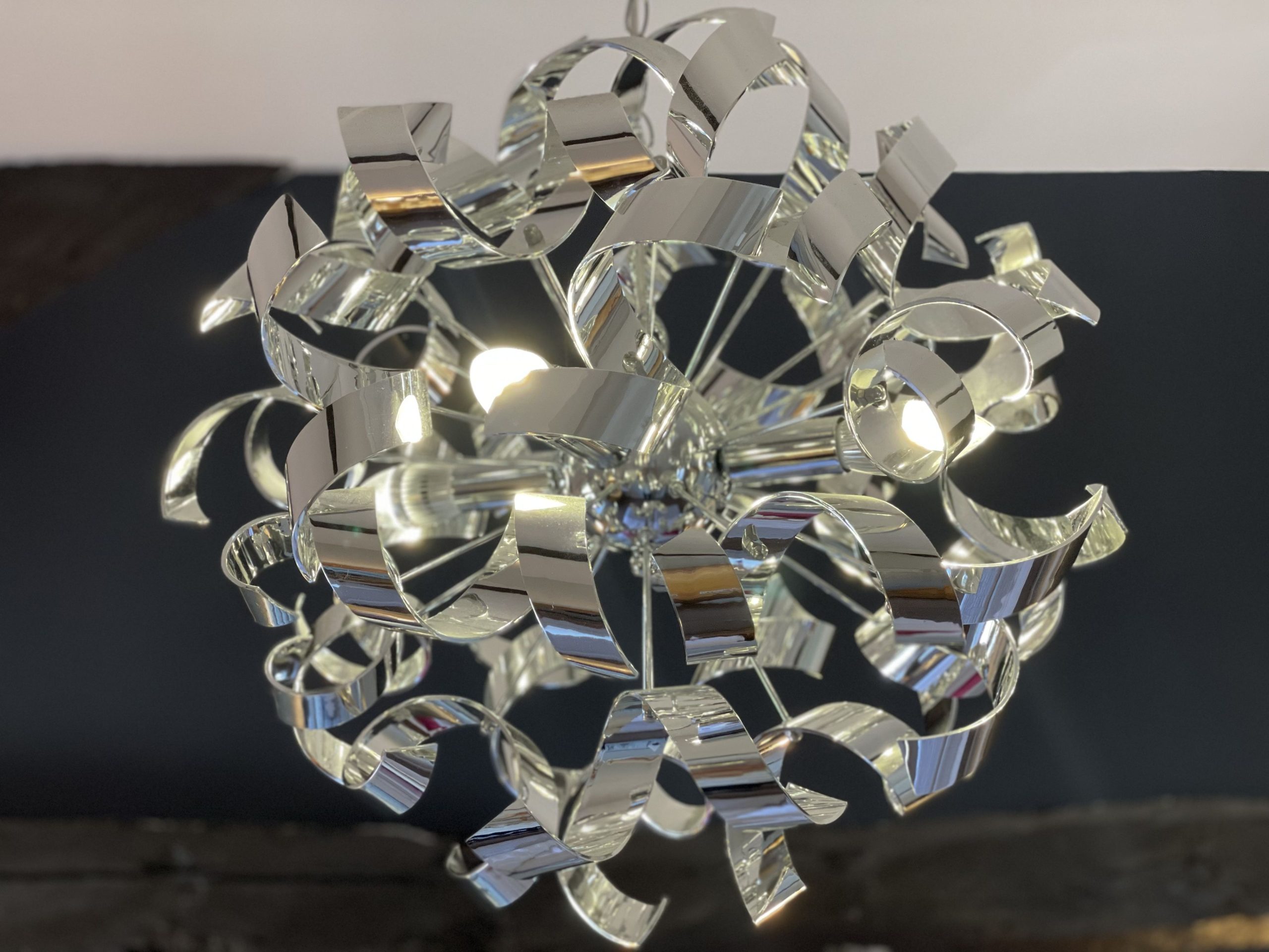 The property is furnished in a modern style