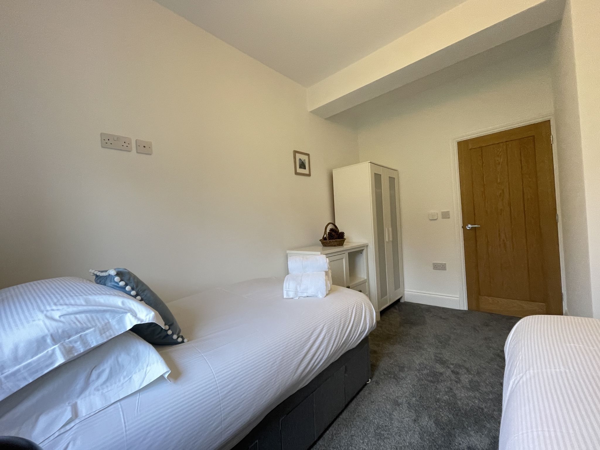 Towels and luxury bed linen are provided