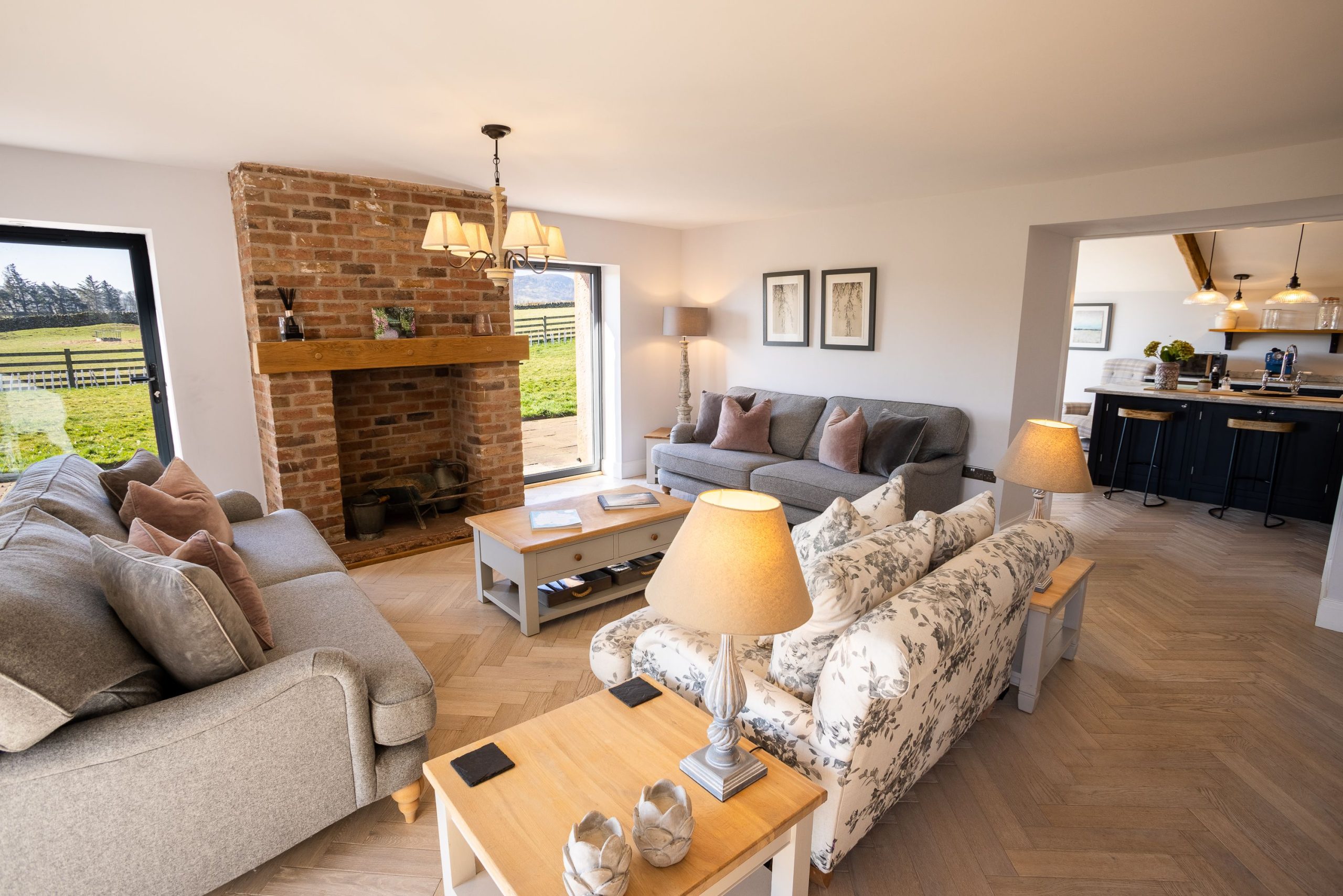 It is easy to make yourself at home, relax and recharge in the comfort of the spacious lounge area