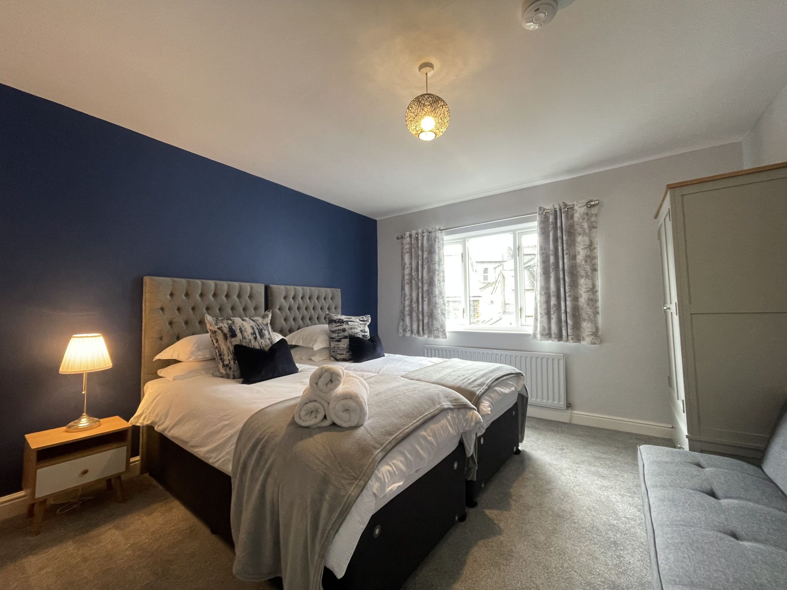 twin bedroom that can be made up as super-king on request