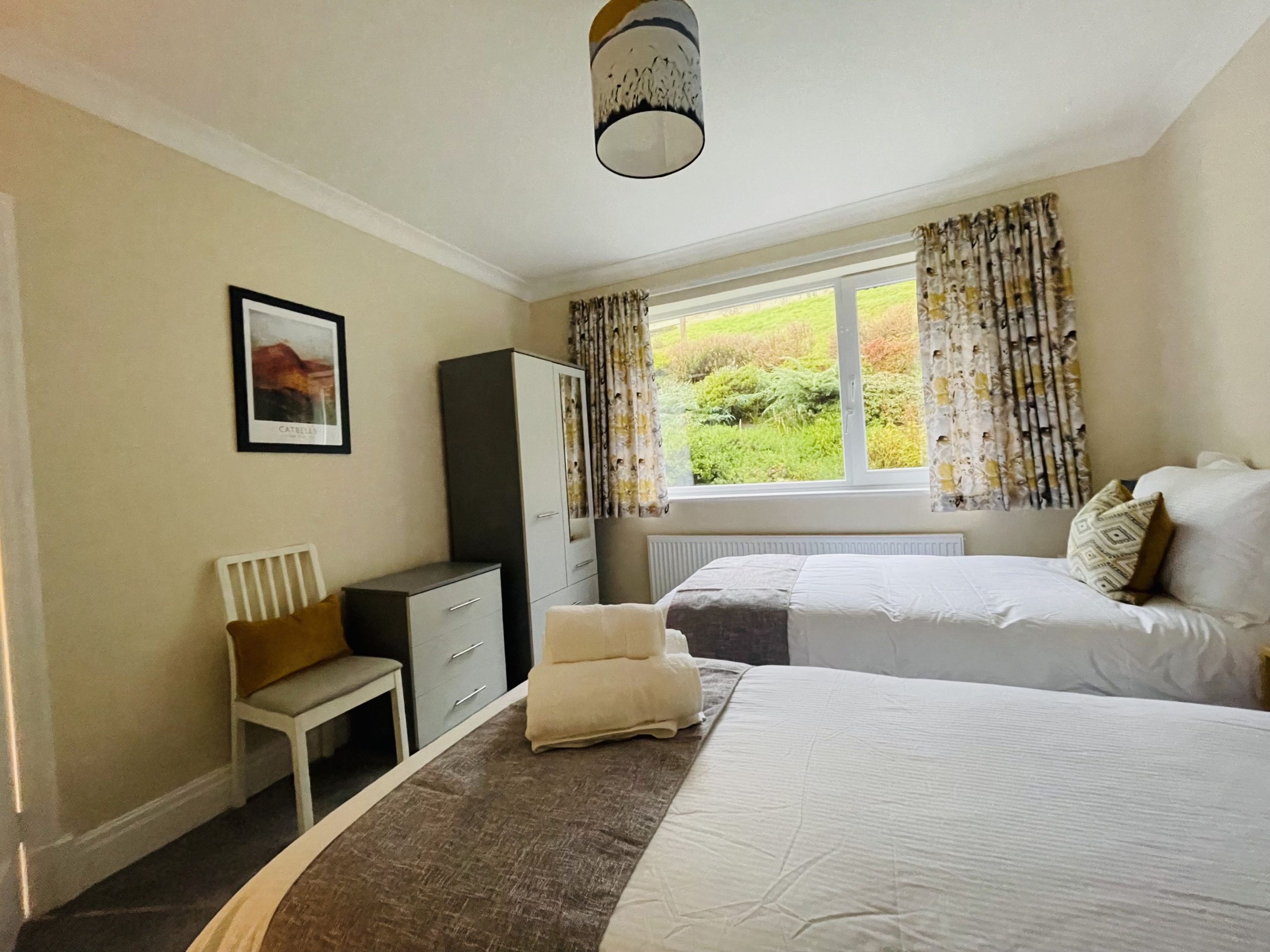 Towels and luxury bed linen are provided