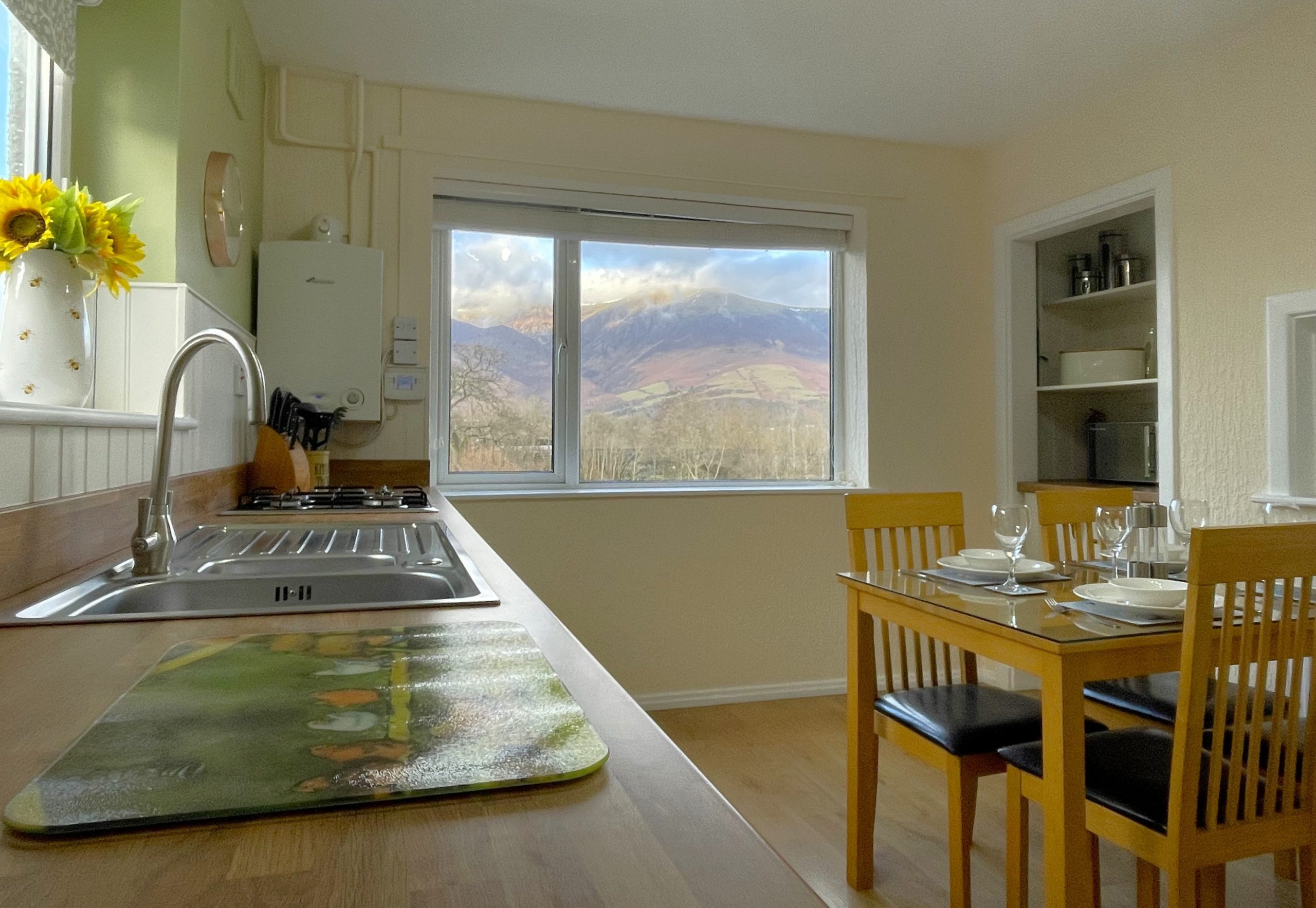 The spacious kitchen/diner provides a sociable space for family while you prepare and cook your meals