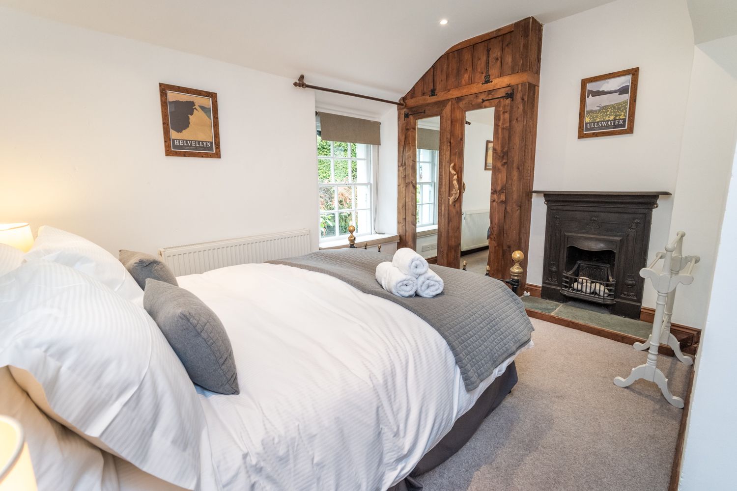 A delightful double bedroom on the 1st floor