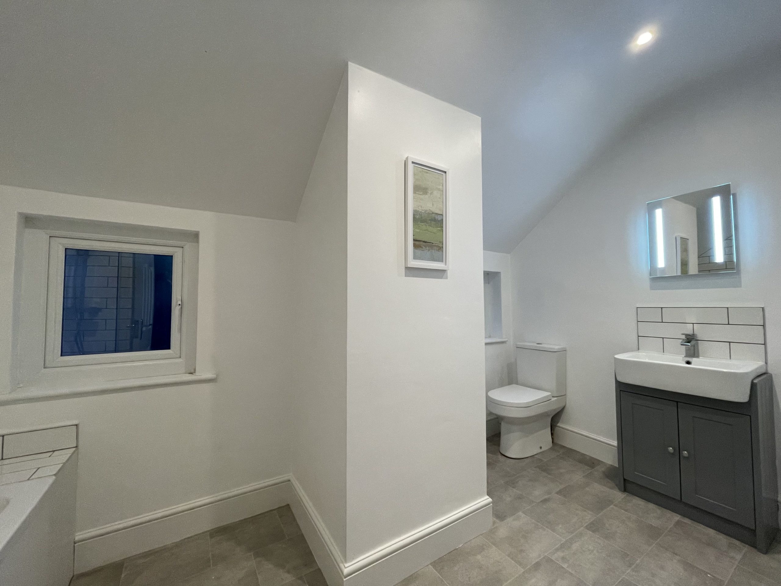 The main bathroom is found on the 1st floor
