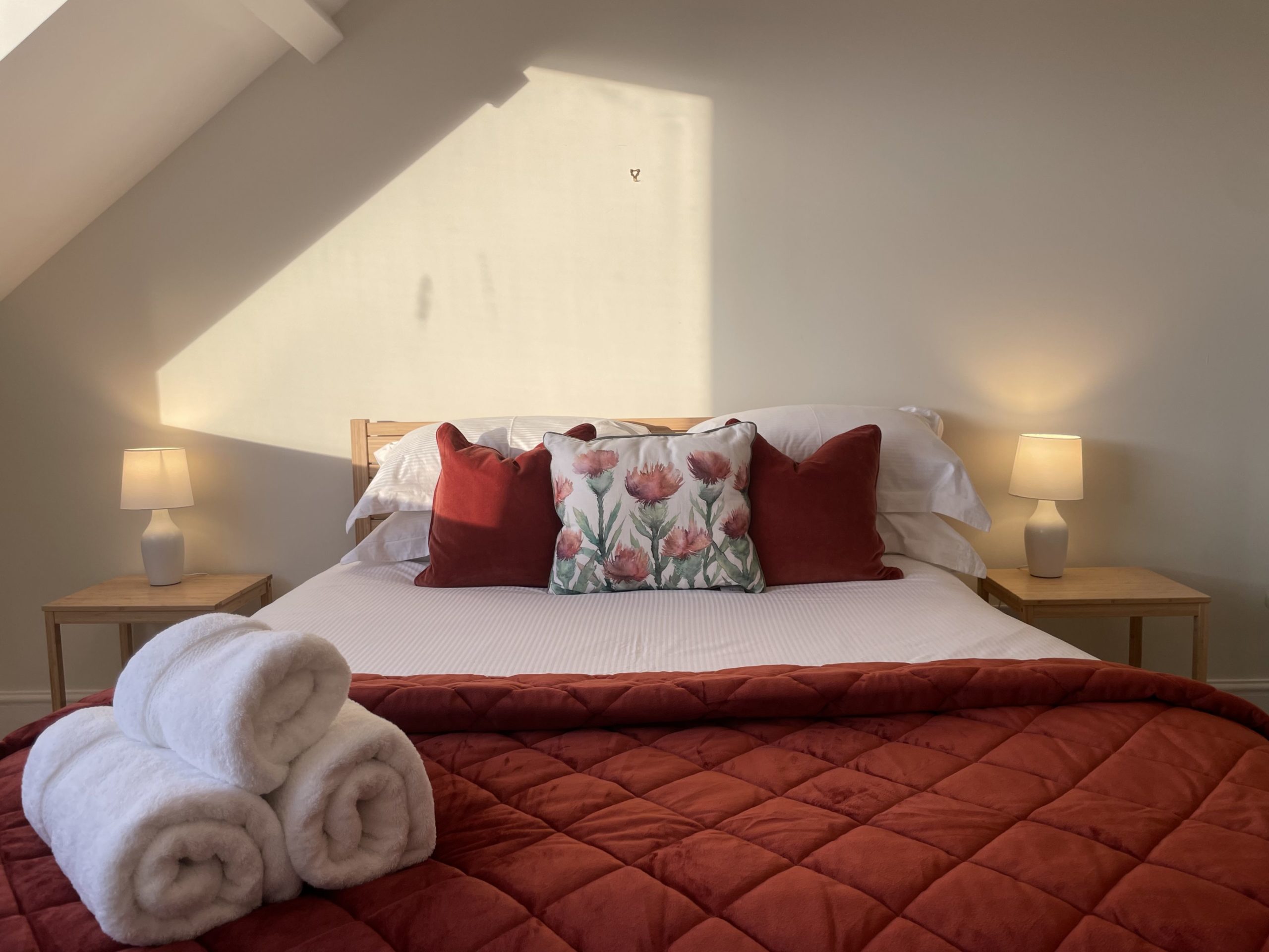 Luxury linen and towels are provided