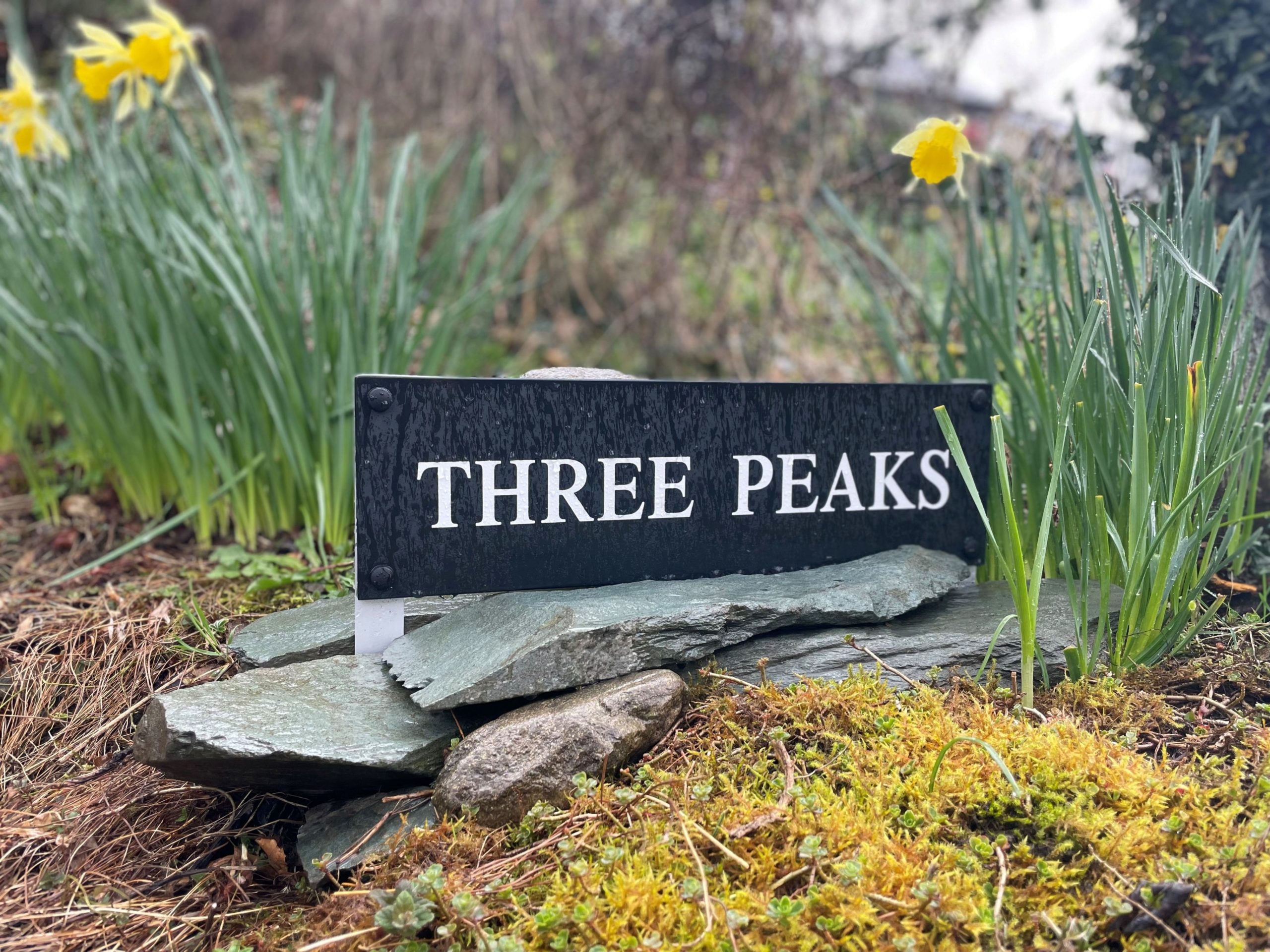 Three Peaks accommodates 6 people and pets in the beautiful village of Braithwaite, Keswick